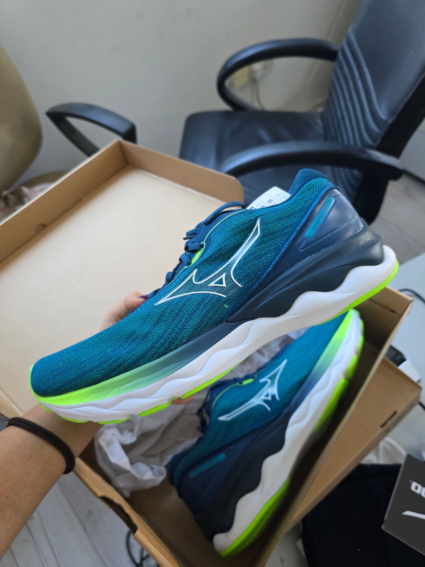 MEN'S WAVE SKYRISE 03