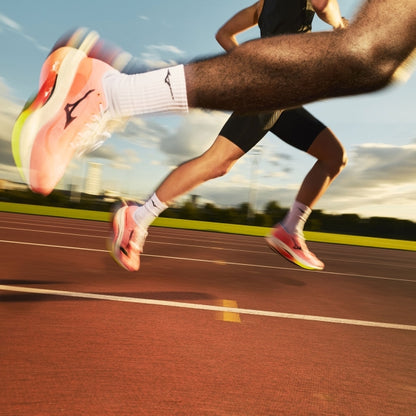 MIZUNO HYPERWARP PRO - Running Shoes